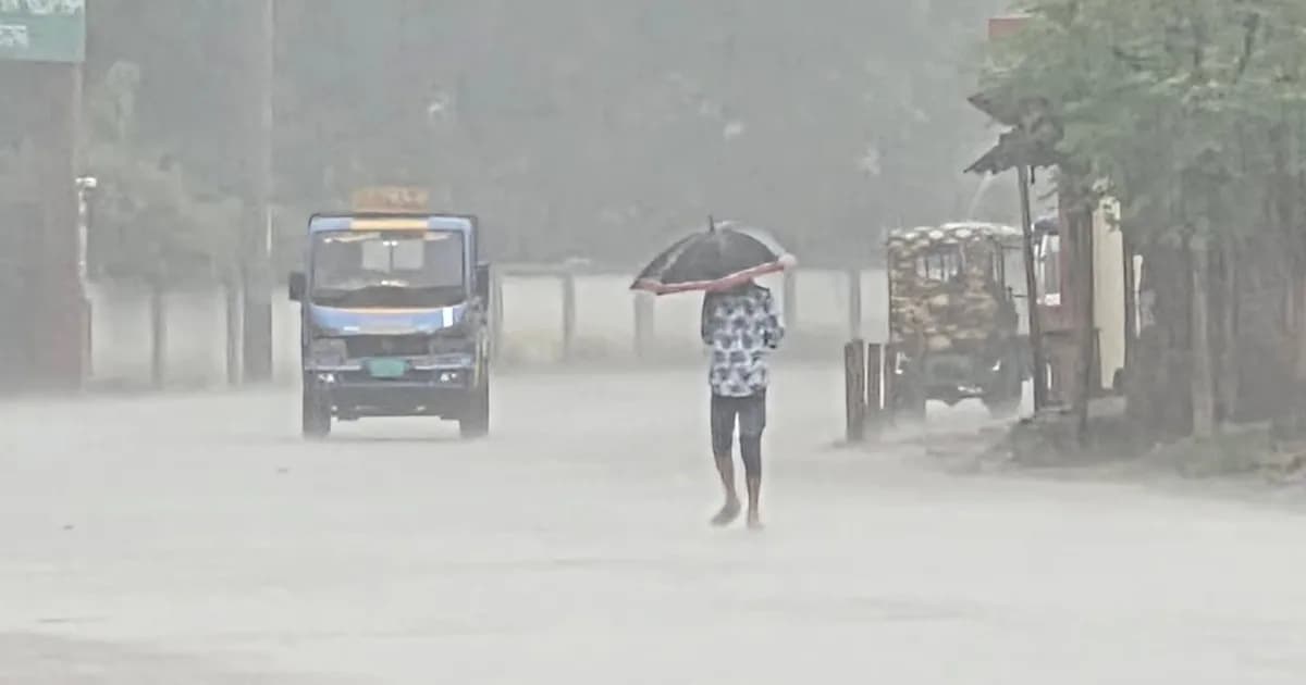 দিনাজপুরে ২৪ ঘণ্টায় ১৪৪ মিলিমিটার বৃষ্টিপাত, কমেছে তাপমাত্রা