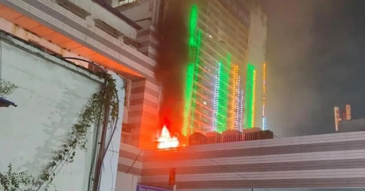 কলকাতা বিমানবন্দরের এটিসি ভবনে আগুন