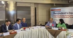 ঋণখেলাপিদের বিরুদ্ধে কঠোর না হলে অর্থনীতি উন্নতি হবে না: এ কে আজাদ