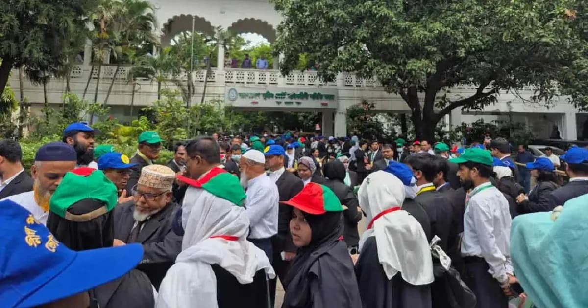 সুপ্রিম কোর্ট বার নির্বাচনের ভোট শুরু, প্রতিদ্বন্দ্বিতায় ৪০ প্রার্থী
