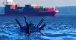 হরমুজে মাইন শনাক্তে ড্রোন-রোবট ব্যবহার করছে যুক্তরাষ্ট্র