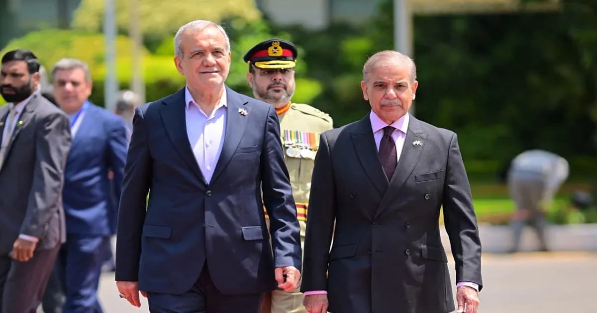 ইরান ইস্যুতে দ্বিধায় পাকিস্তান : নীরবতার আড়ালে কী কৌশল?