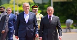 ইরান ইস্যুতে দ্বিধায় পাকিস্তান : নীরবতার আড়ালে কী কৌশল?