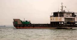 যুদ্ধবিরতি লঙ্ঘন : হরমুজ প্রণালি খুলে দেওয়া সম্ভব নয়: ইরান