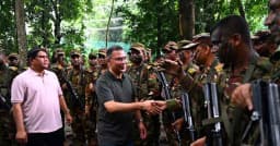 বরিশালে সেনাবাহিনীর গ্রীষ্মকালীন মহড়া পরিদর্শনে প্রধানমন্ত্রী