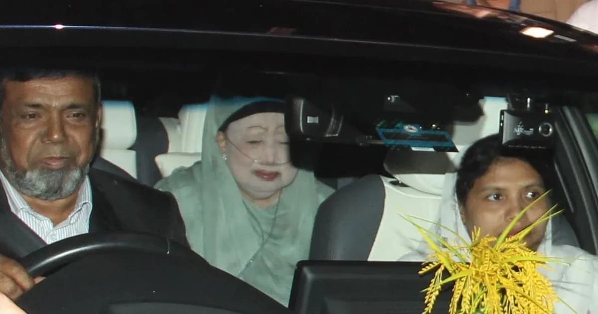 হটাৎ হাসপাতালের উদ্দেশে বেগম খালেদা জিয়া