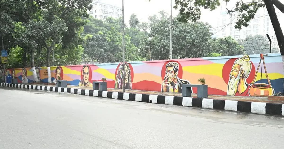 সেগুনবাগিচার ফুটপাত দখলমুক্ত, গ্রাফিতিতে নতুন রূপ দিল ডিএসসিসি