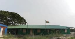 বিদ্যুৎহীন স্কুলে দাবদাহের ধাক্কা, শিক্ষকসহ অসুস্থ ৫ শিক্ষার্থী