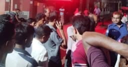 নাটোরে ৪৫ টাকার চায়ের বিল নিয়ে দুই পক্ষের সংঘর্ষ, আহত ১৩