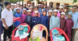 জীবননগরে পুষ্টি সপ্তাহে মাদ্রাসায় পুষ্টিকর খাবার বিতরণ