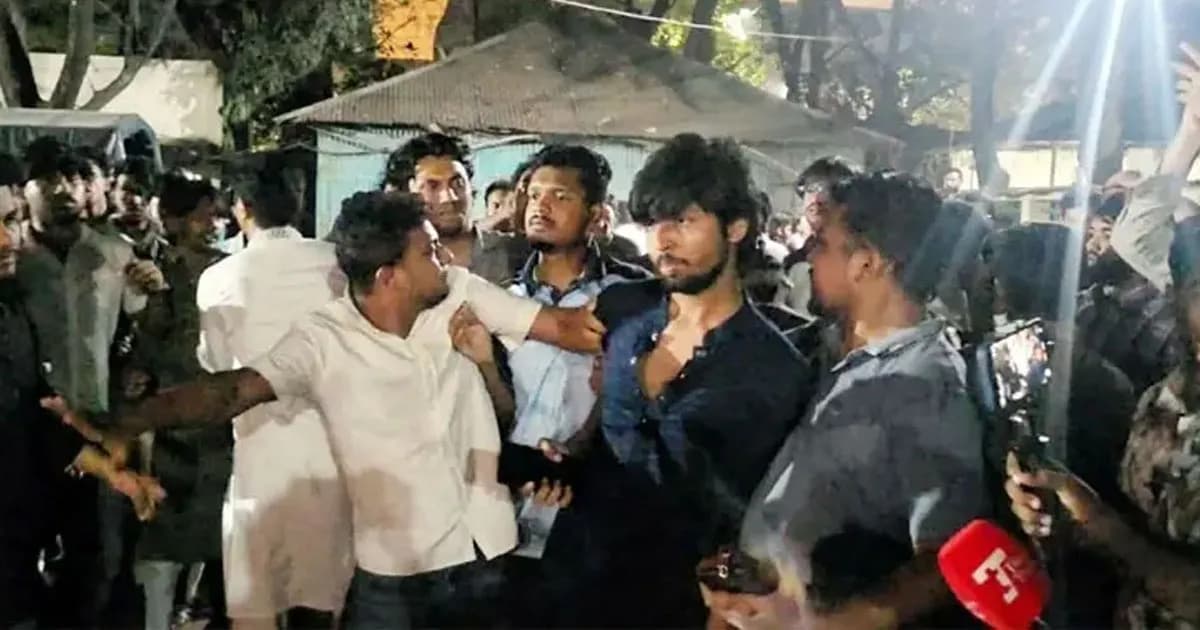 শাহবাগে সাংবাদিকদের ওপর হামলা, দুঃখপ্রকাশ করলো ছাত্রদল