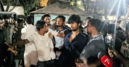 শাহবাগে সাংবাদিকদের ওপর হামলা, দুঃখপ্রকাশ করলো ছাত্রদল