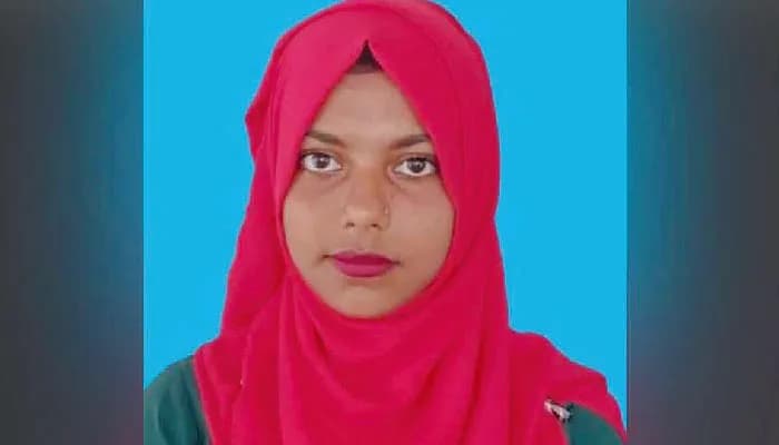 বিএনপি নেতার বসতঘরে দুর্বৃত্তের আগুন, মারা গেলেন মেয়ে স্মৃতি