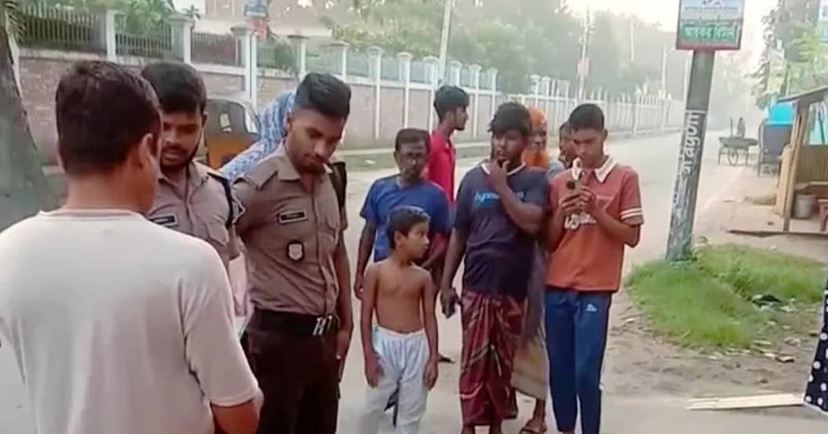 বিএল কলেজের ২ নম্বর গেটে যুবককে গুলি