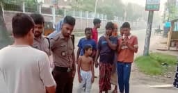 বিএল কলেজের ২ নম্বর গেটে যুবককে গুলি