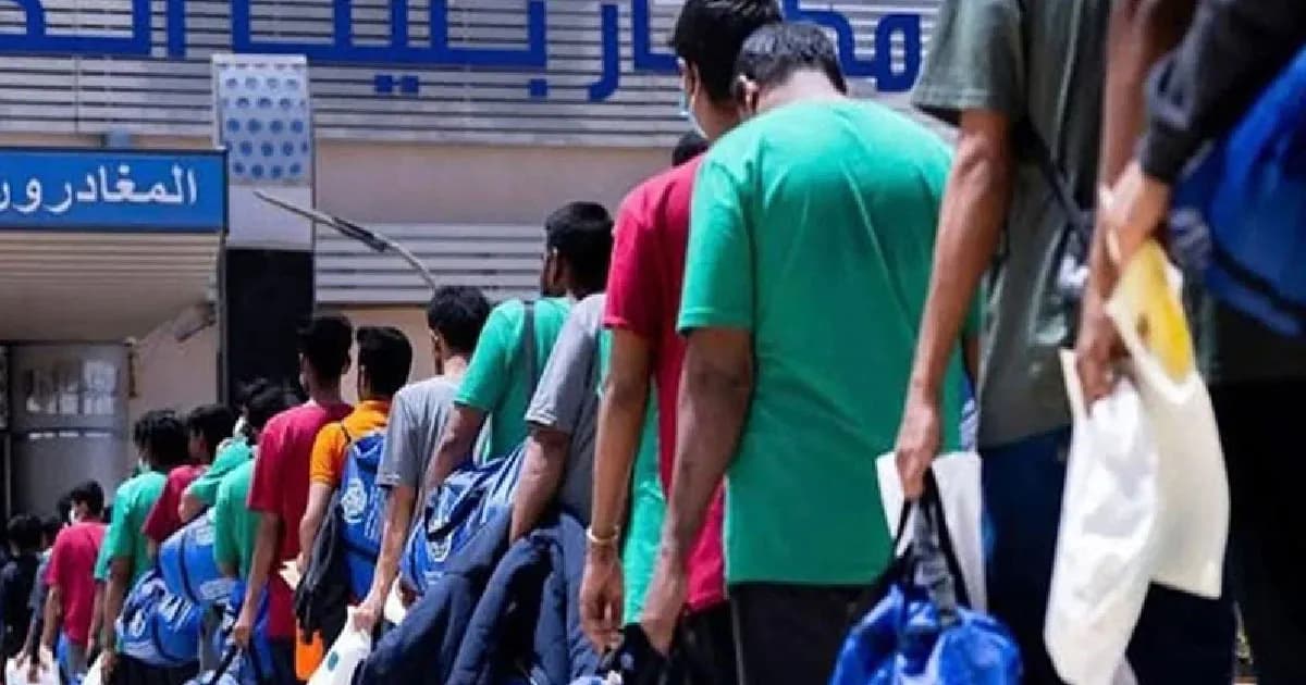 ইরান থেকে বাংলাদেশিদের দেশে ফেরাতে সরকারের উদ্যোগ