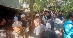 ওসমান হাদির গ্রামের বাড়িতে জনতার ঢল