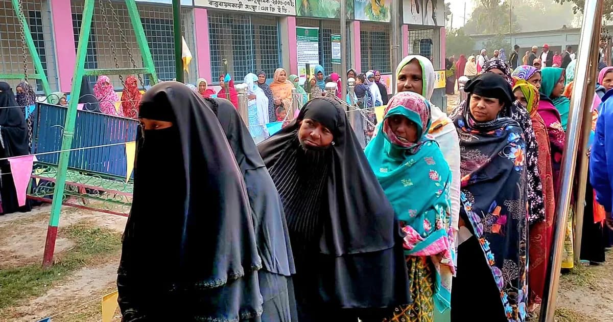 দিনাজপুর-৬ আসনে শান্তিপূর্ণ ও উৎসবমুখর পরিবেশে ভোটগ্রহণ