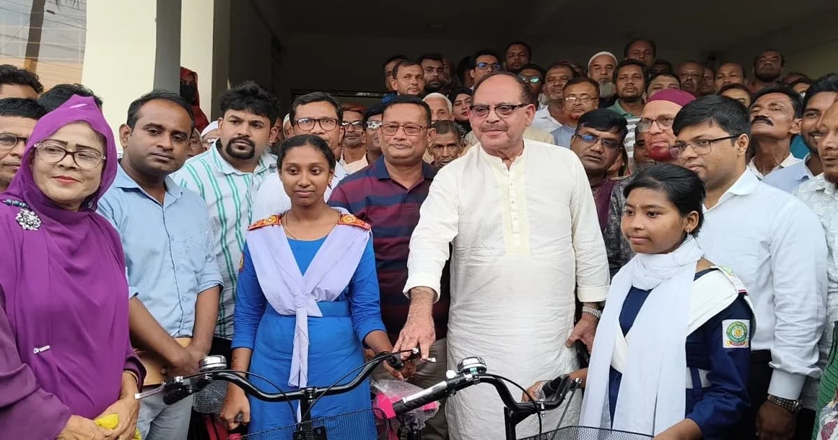 বিএনপিকে ‘লাল কার্ড’ দেখিয়ে জনগণ থেকে বিচ্ছিন্ন করা যাবে না