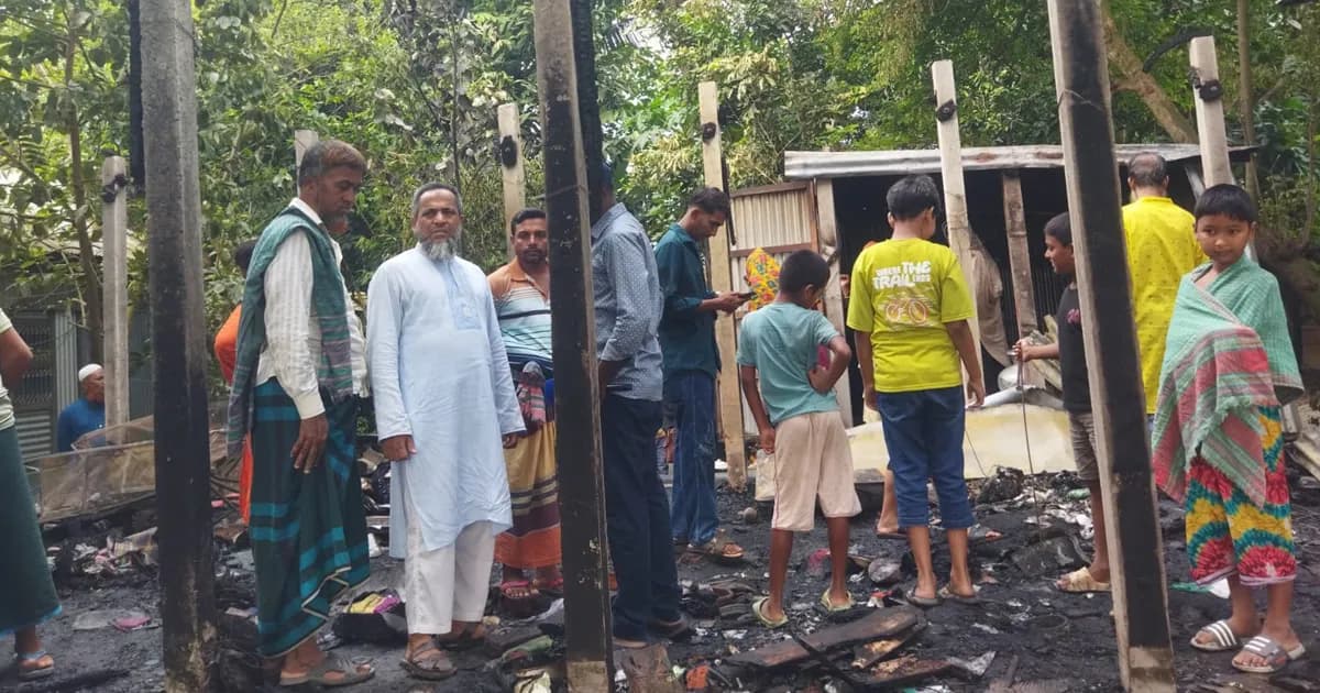 দোহারে ঘরের ভেতর আগুনে পুড়ে স্বামী-স্ত্রীর মৃত্যু