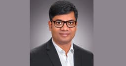 স্বার্থের সম্পর্ক নিয়ে বিস্ফোরক স্ট্যাটাস, যা বললেন যুবদল নেতা নয়ন