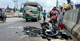 ধামরাইয়ে ঢাকা-আরিচা মহাসড়কে ভয়াবহ দুর্ঘটনায় প্রাণ গেল দুইজনের