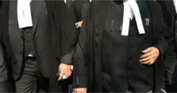 বিচারক ও আইনজীবীদের কালো কোট-গাউন পরা নিয়ে নতুন নির্দেশনা