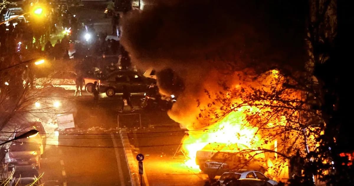 ইরানে সরকারবিরোধী বিক্ষোভে নিহতের সংখ্যা ২০০০ ছাড়িয়েছে