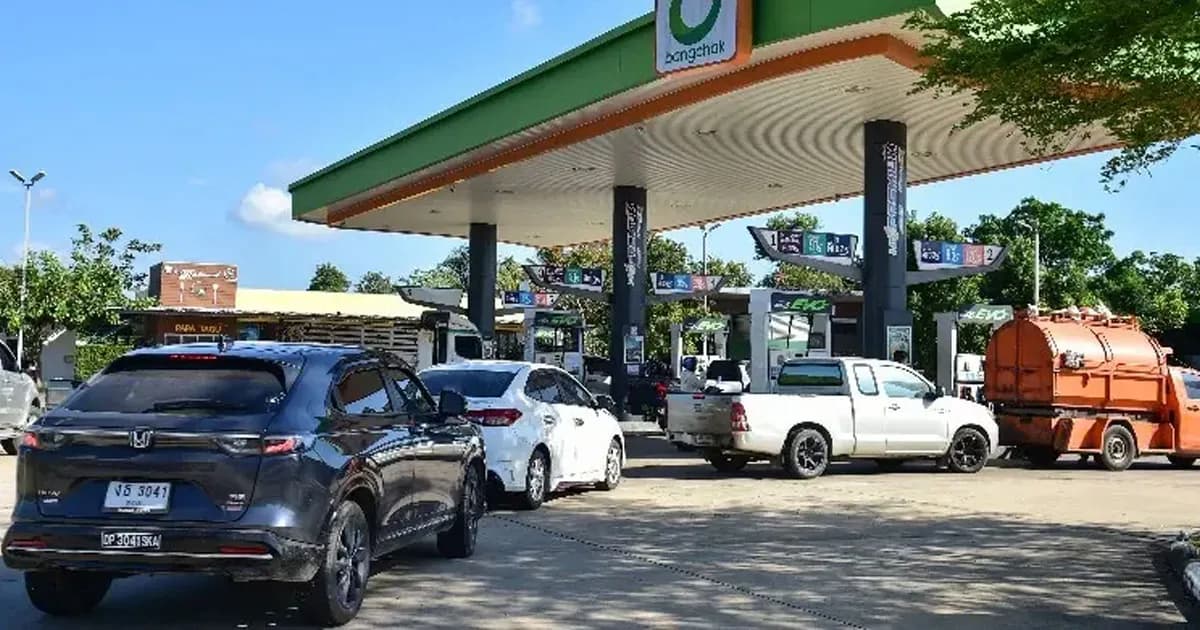 জ্বালানি সংকটে তেল ব্যবসায়ীদের দায় দিলেন থাইল্যান্ডের প্রধানমন্ত্রী