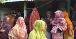 ঝিনাইদহে বিদ্যুৎস্পৃষ্টে স্বামী-স্ত্রীর মৃত্যু, এলাকায় শোক