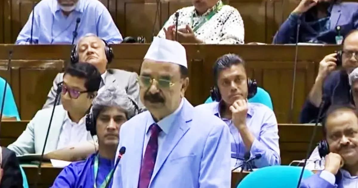 প্রতিবেশীর সঙ্গে বন্ধুত্ব, কিন্তু স্বামী-স্ত্রীর সম্পর্ক নয়