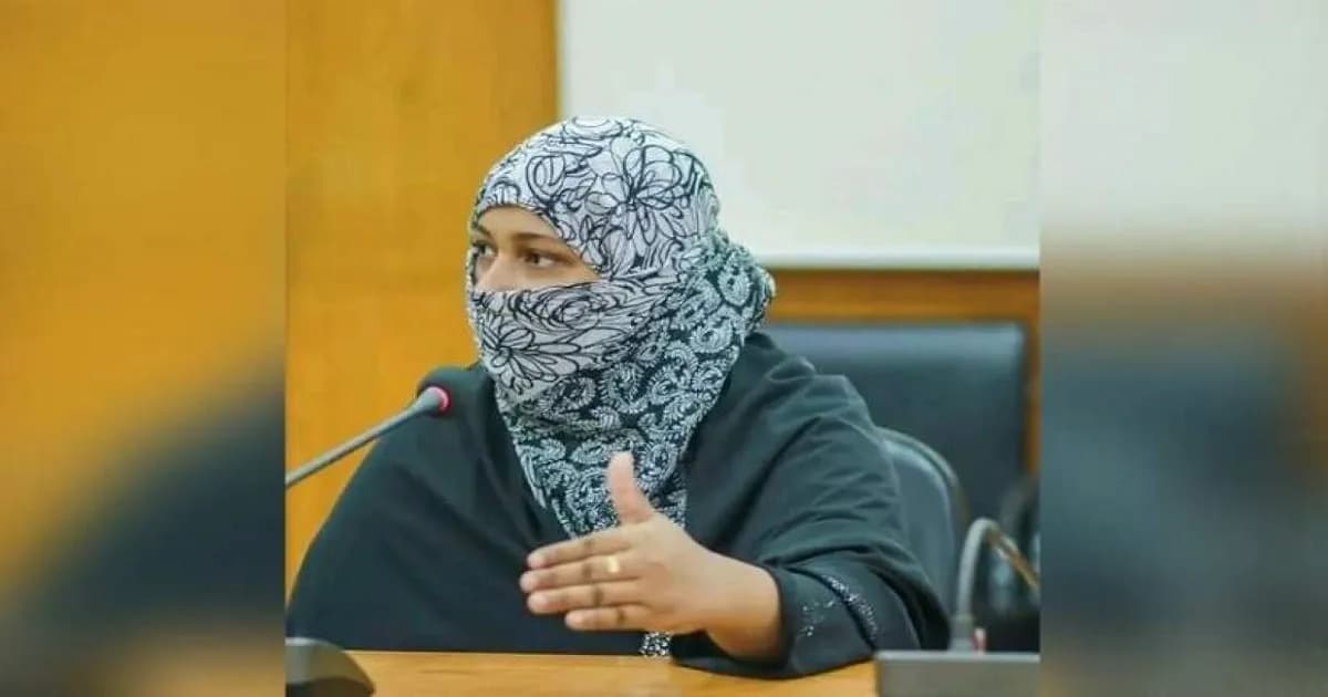 জামায়াত কর্মী গ্রেপ্তার : ফেসবুক পোস্ট ঘিরে তুমুল বিতর্ক