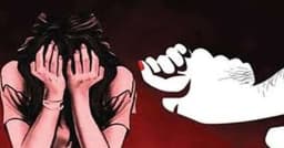 নামাজে সময় বাকপ্রতিবন্ধী কিশোরীকে ধর্ষণের অভিযোগ