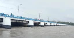 তিস্তার পানি বাড়ছে, পাঁচ জেলায় প্লাবনের শঙ্কা