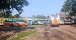 অনির্দিষ্টকালের জন্য ভোলার সব রুটে বাস চলাচল বন্ধ