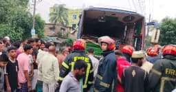 বগুড়ায় বাসচাপায় নিহত ৬, আহত অনেকে
