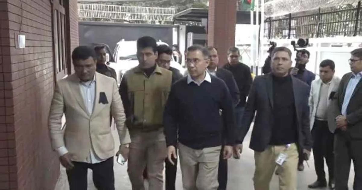 বিএনপির নির্বাচন পরিচালনা কমিটির বৈঠক, কার্যালয়ে তারেক রহমান