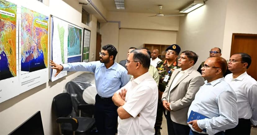 হঠাৎ স্পারসো পরিদর্শনে আধুনিকায়নের নির্দেশ প্রধানমন্ত্রীর