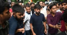 আবারও দিল্লি পুলিশের হাতে আটক অভিজিৎ দিপকে