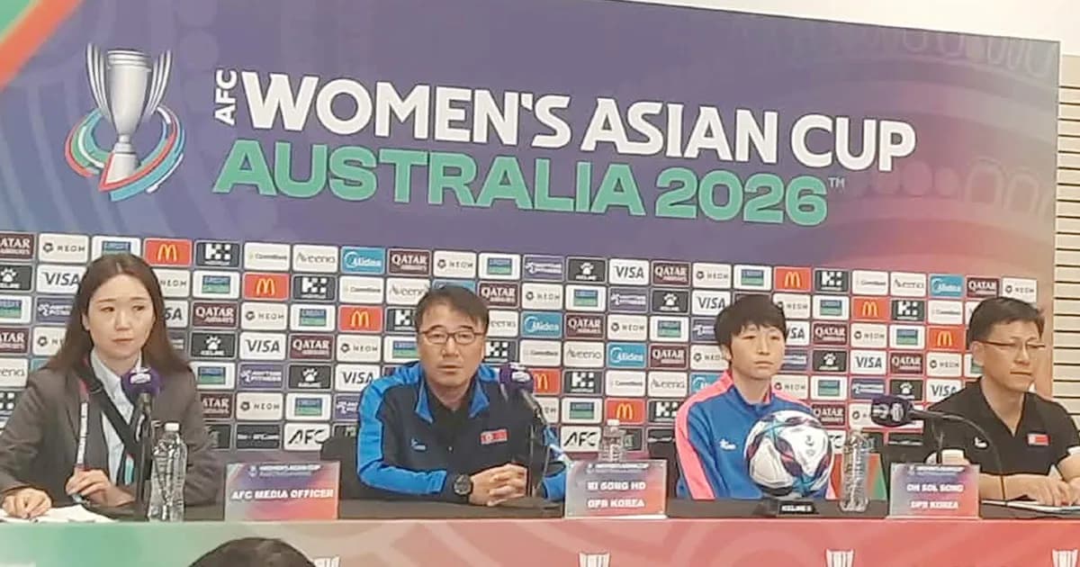 ঋতুপর্ণাকে ঘিরে সতর্ক উত্তর কোরিয়ার কোচ