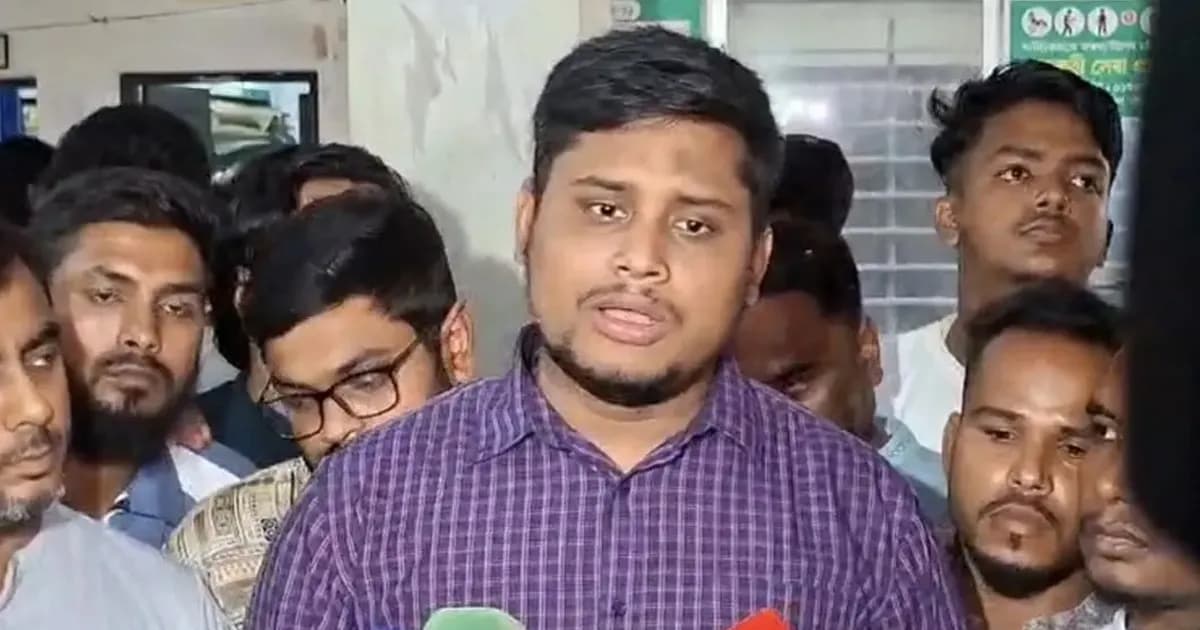 সেবামূলক প্রতিষ্ঠানগুলো জনগণের হতে হবে : হাসনাত