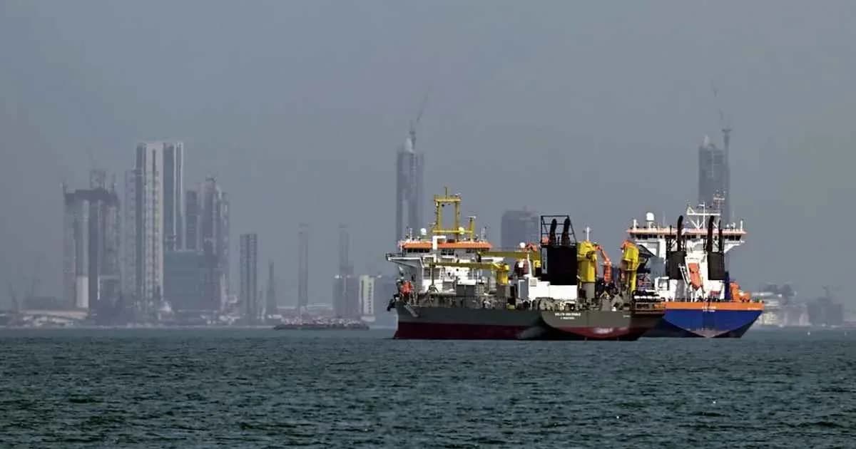 হরমুজ প্রণালিতে টোল বসাল ইরান, পরিশোধে লাগবে চীনা মুদ্রা