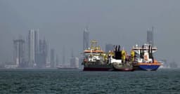 হরমুজ প্রণালিতে টোল বসাল ইরান, পরিশোধে লাগবে চীনা মুদ্রা