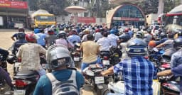 দুই লিটার তেলের জন্য পাম্পে দীর্ঘ লাইনে অতিষ্ঠ বাইকাররা