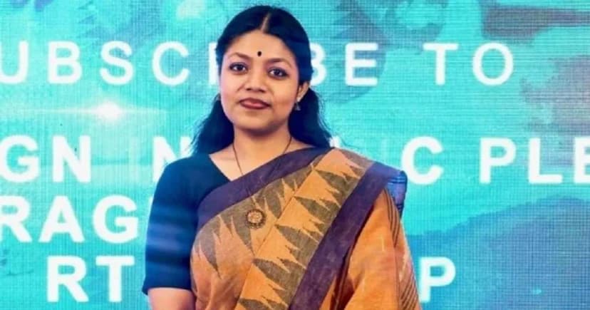 নুসরাত তাবাসসুম শপথ নিতে পারছেন না আজ