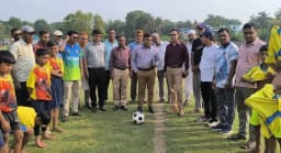 মাদকমুক্ত প্রজন্ম গড়ার প্রত্যয়ে জীবননগরে প্রাথমিক গোল্ডকাপ শুরু