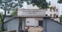 শাহজাদপুরে প্রসূতি মাকে মোমবাতি জ্বালিয়ে করা হচ্ছে ডেলিভারি!