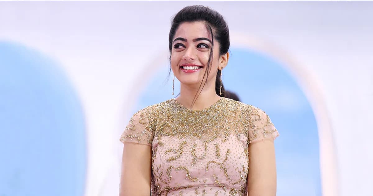 মনে হচ্ছে আমি এক ঐশ্বরিক সান্নিধ্যে দাঁড়িয়ে আছি : রাশমিকা