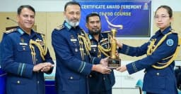 বিমানবাহিনীর ফ্লাইট সেফটি কোর্সে ২২ কর্মকর্তাকে সনদ বিতরণ