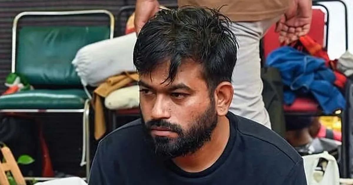 মারা গেছেন ককরোচ জনতা পার্টির প্রতিষ্ঠাতা অভিজিৎ দ্বীপকের দাদি